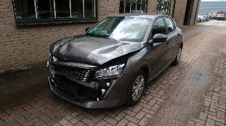 Voiture accidenté Peugeot 208 Peugeot 208 1.2 PureTech Active 2023/8
