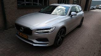 Coche accidentado Volvo V-90 Volvo V90 2.0 D4 Momentum 2017/3