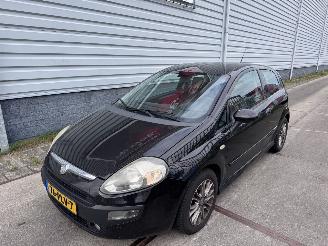 Vaurioauto  passenger cars Fiat Punto Evo 1.3 M-jet Dynamic 2011/2