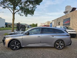 Coche accidentado Peugeot 308 Allure Automaat Virtual Keyless Camera Navi Led 96KW / 131PK 2023/12