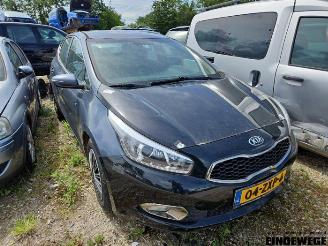 demontáž osobní automobily Kia Cee d Cee'd (JDB5), Hatchback 5-drs, 2012 / 2018 1.6 GDI 16V 2013/3