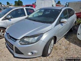 demontáž osobní automobily Ford Focus Focus 3, Hatchback, 2010 / 2020 1.0 Ti-VCT EcoBoost 12V 100 2012/8