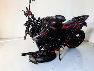škoda motocykly Suzuki GS 750 R 2015/4