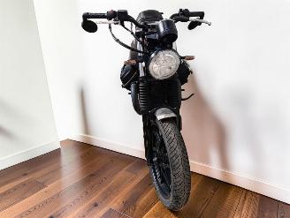 Moto Guzzi V 7 STONE picture 2