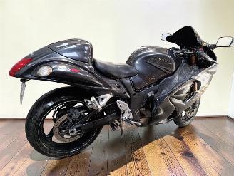 Suzuki GSX 1300 R picture 7