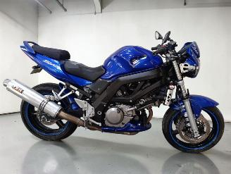 krockskadad bil auto Suzuki SV 650  2005/5