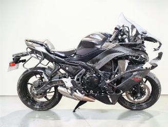 krockskadad bil motor Kawasaki Ninja 650  2026/2
