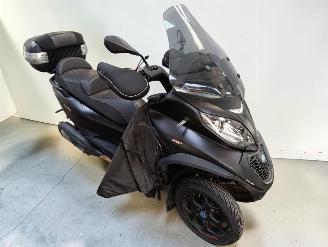 krockskadad bil bromfiets Piaggio  MP3 LT 2018/8