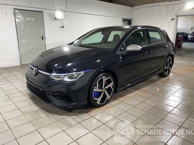 Volkswagen Golf R 4Motion