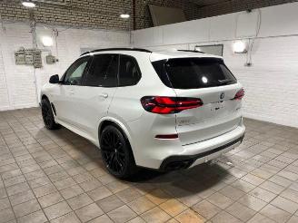 Coche accidentado BMW X5 xDrive50e M Sport Pro PANO/HUD/AHK/H&K/360 2025/9