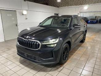 Vaurioauto  passenger cars Skoda Kodiaq iV 1.5 TSI e-Hybrid Selection 2025/2
