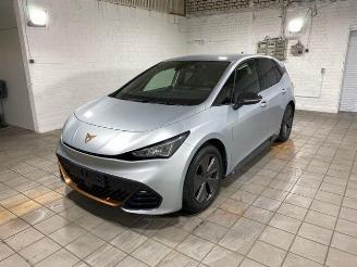 Vaurioauto  passenger cars Cupra Born KAM/NAVI 2024/6