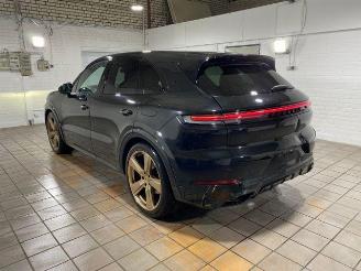 Coche accidentado Porsche Cayenne E-Hybrid Coupe CHRONO/PANO/BOSE/360 2024/4