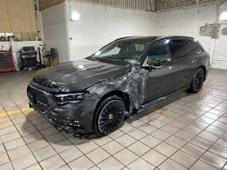Mercedes E-klasse 450d T 4Matic AMG Lin Prmium Plus PANO/HUD picture 4
