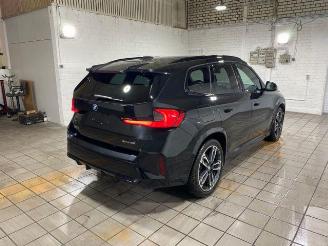 krockskadad bil auto BMW iX1 xDrive30 M Sport Pro KAM/H&K/NAVI 2025/7