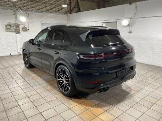 Auto incidentate Porsche Cayenne E-Hybrid Black Edition PANO/CHRONO/BOSE 2025/10