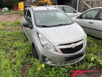 Chevrolet Spark Spark (M300), Hatchback, 2010 1.0 16V Bifuel picture 2