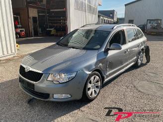 Uttjänta bilar auto Skoda Superb Superb Combi (3TAC/TAF), Combi, 2009 / 2015 1.4 TSI 16V 2013/9