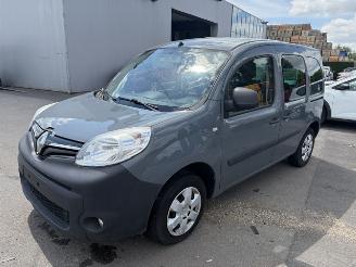 Voiture accidenté Renault Kangoo 5PL 2020/2
