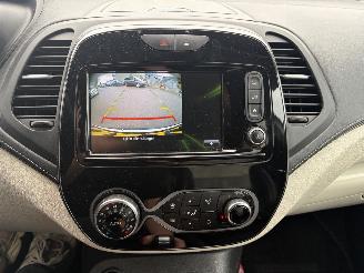 Renault Captur 1.2 TCe Initiale Paris picture 16