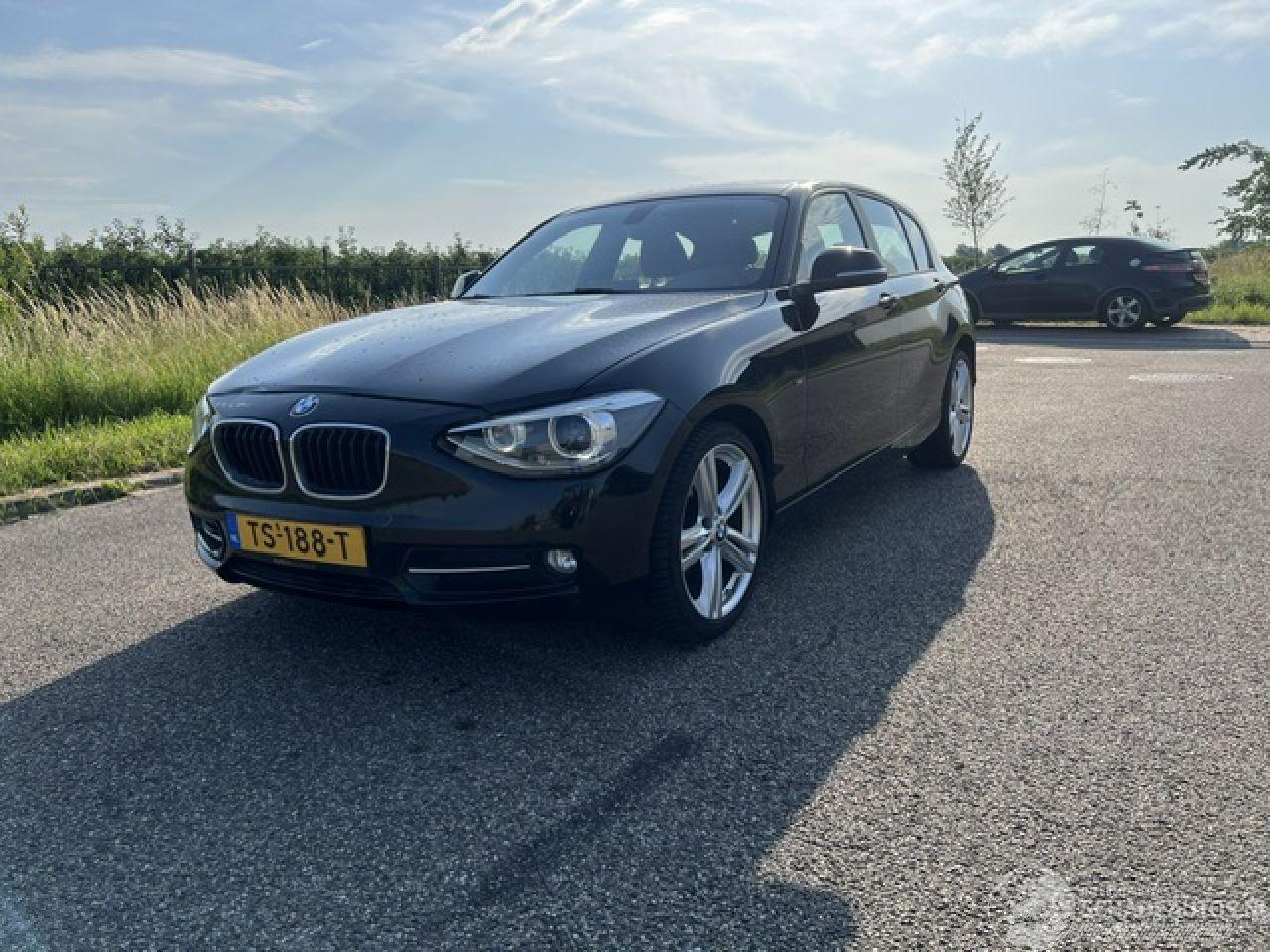 BMW 1-serie 114i EDE High Executive