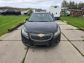 Coche siniestrado Chevrolet Cruze Cruze (300), Sedan, 2009 / 2015 1.8 16V VVT 2011/4
