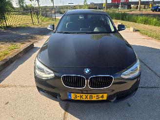 krockskadad bil auto BMW 1-serie  2013/8
