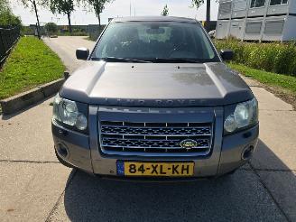 damaged passenger cars Land Rover Freelander 2 2007/1