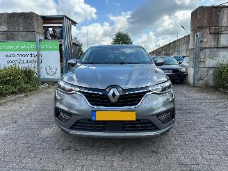krockskadad bil auto Renault Arkana E-TECH 2023/6