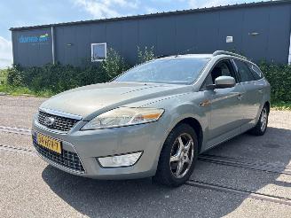 Voiture accidenté Ford Mondeo 2.0 16V Combi/o  Benzine 1.999cc 107kW (145pk) FWD 2007-03/2015-01  A0BA; A0BC 2008/11