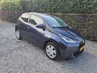 Damaged car Toyota Aygo 1.0 VVT-I X-Play 2018/5
