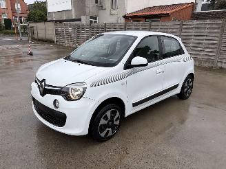 Coche accidentado Renault Twingo 3 PHASE 1 1.0i - 12V SCE 70 2017/12