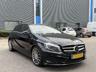 uszkodzony samochody osobowe Mercedes A-klasse A220 CDI AMG PANO/AUTOMAAT 2013/6