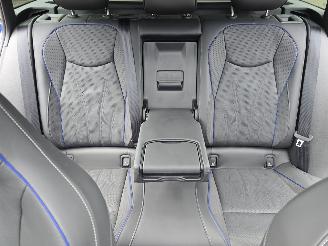 Volkswagen Passat  picture 11