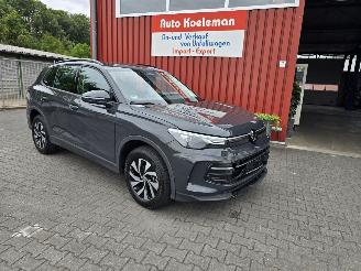 Damaged car Volkswagen Tiguan 1.5 tsi Hybrid 2026/1