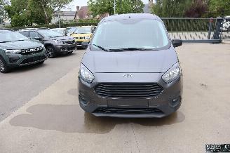 skadebil bedrijf Ford Transit 1.5 CDTI 2023/3