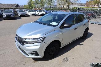 Unfallwagen Dacia Sandero 1.0 BENZ 2021/11