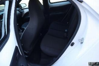 Toyota Aygo 1.0 BENZ picture 9