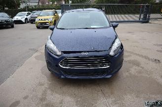 Coche accidentado Ford Fiesta 1.0 BENZ 2015/4