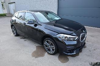 BMW 1-serie I picture 1