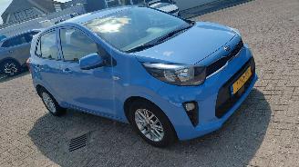 uszkodzony samochody osobowe Kia Picanto 1.0i dpi  dynamic line airco lmv  navi 2020/8