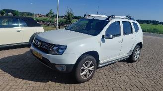uszkodzony samochody osobowe Dacia Duster 1.2 tce  125pk   airco 2015/7