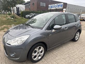 Vaurioauto  passenger cars Citroën C3 1.6 VTI EXCLUSIVE 45348 NAP!  BOUWJAAR 2010  2999 EURO VAST 2010/3