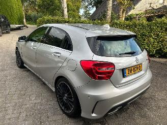 skadebil auto Mercedes A-klasse 200CDI AGM  AUT! AIRCO/NAVI/STOELVERWARMING 2013/5