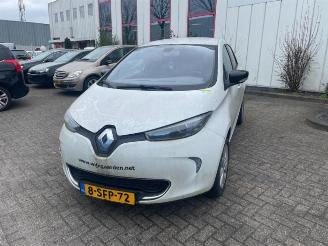 Vrakbiler auto Renault Zoé Zoe (AG), Hatchback 5-drs, 2012 46kW 2013/9