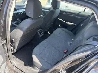 Volkswagen Golf 1.0 TSI Life picture 9