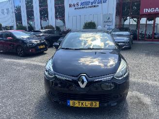 Unfallwagen Renault Clio GEEN SCHADE 2014/3