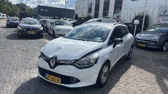Voiture accidenté Renault Clio 1.5 DCI LIMITED 2016/6