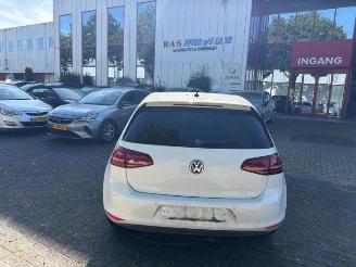 demontáž osobní automobily Volkswagen Golf Golf VII (AUA), Hatchback, 2012 / 2021 e-Golf 2014/8
