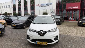 krockskadad bil auto Renault Zoé KOOP ACCU 2020/11